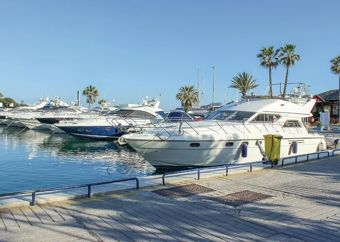 Amazing In With Wifi Daire Marbella