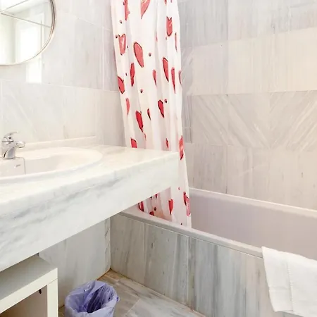 Apartment Amazing In With Wifi Marbella