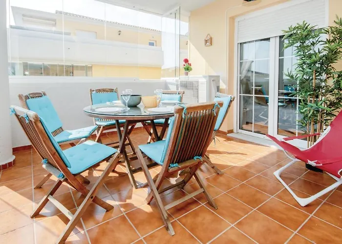 Апартаменты Amazing In With Wifi *